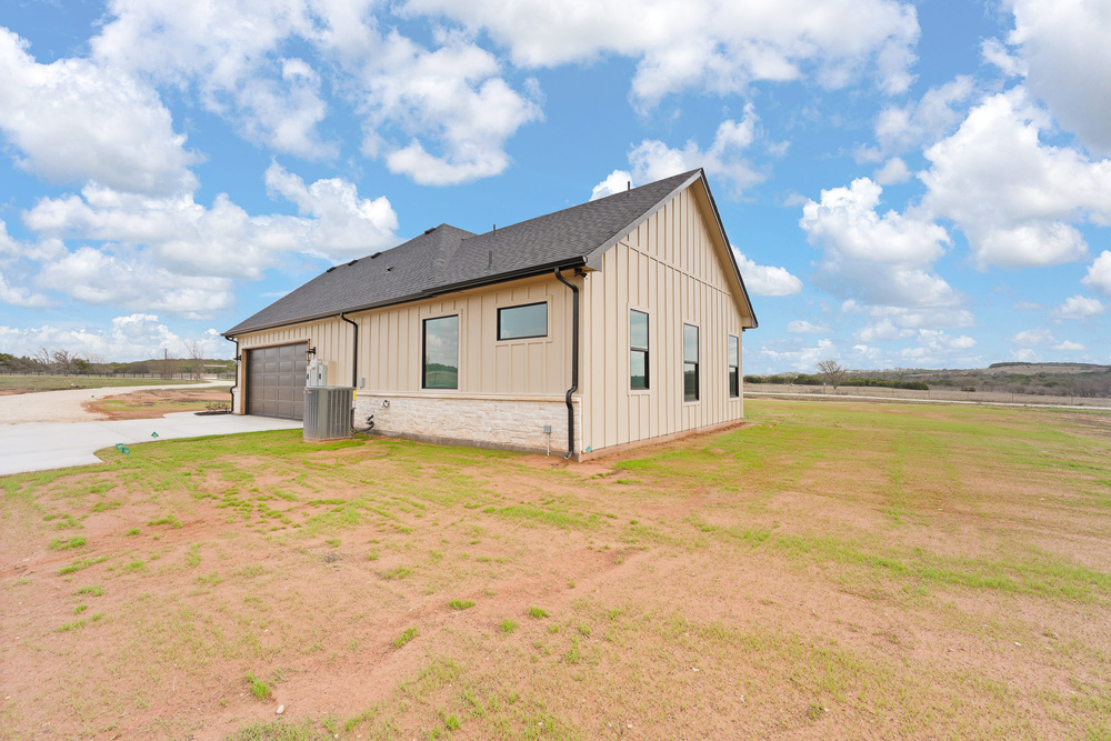 12675 W FM 4 Godley (29)