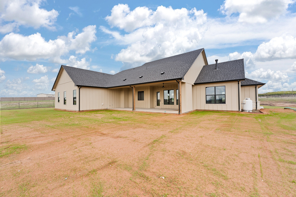 12675 W FM 4 Godley (30)