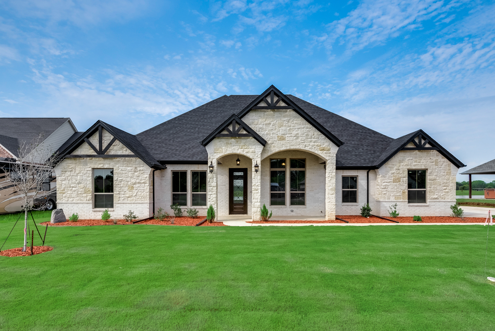 3906 Upper Lake Cir _ 02